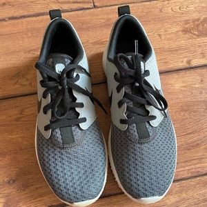 Nike Youth Golf Shoe